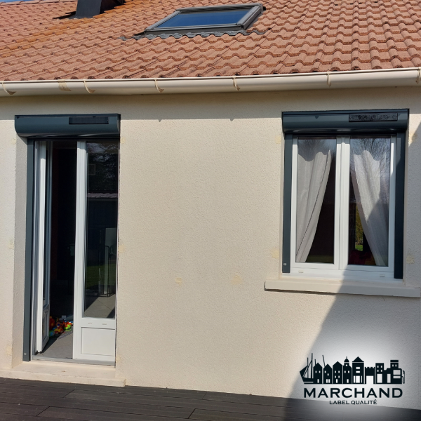 Pose de volets roulants solaires à Bois-Robert proche de Dieppe